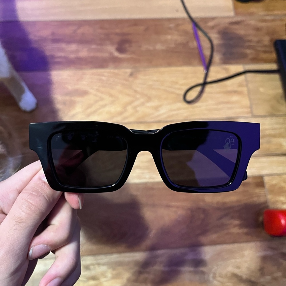 Off-White Silverstone Arrow Square Sunglasses - image 1